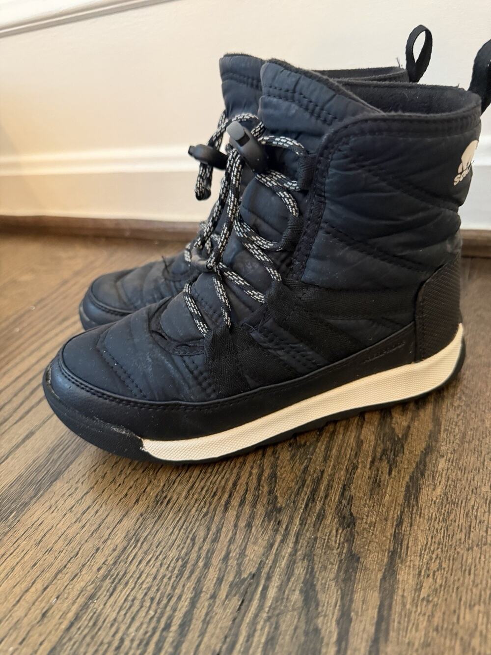 Sorel Youth EUC SZ 2 Whitney II Short Lace Waterproof Insulated Boots Black